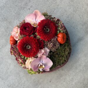 Allerheiligen model 7 - Ronde mosschaal rood en roze